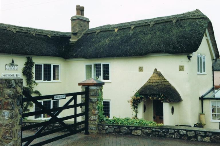 tb_barn_cottage_shaldon_devon_front_view_1.jpg.webp