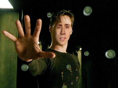 tb_matrix_neo_stops_bullets_1.jpg.webp